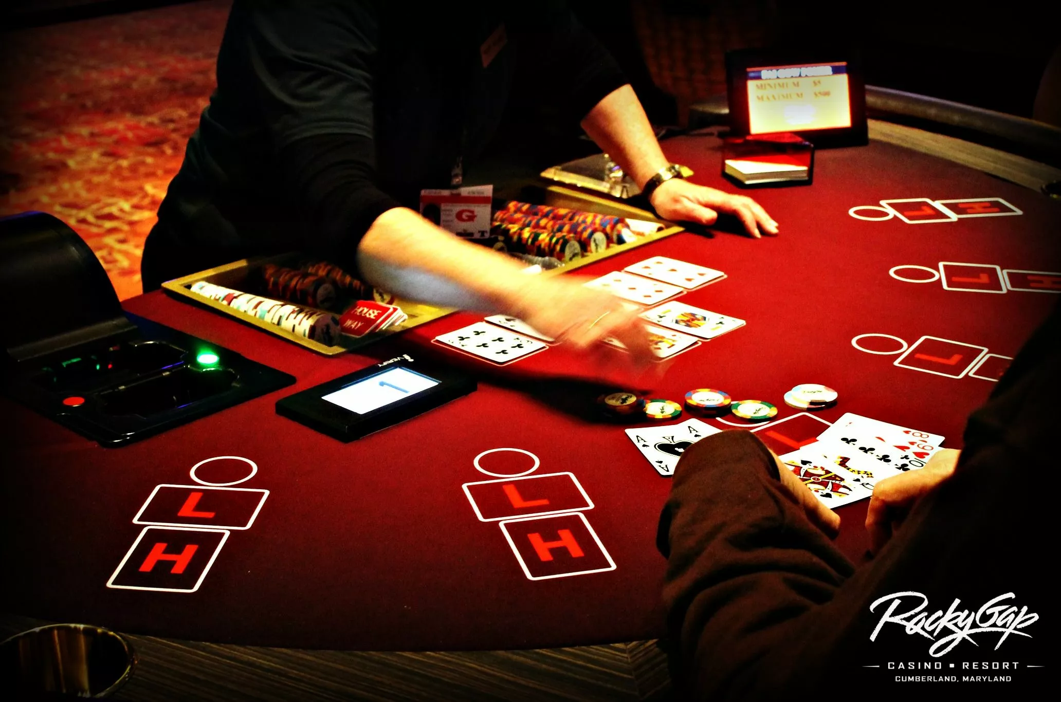 2023 yil Poker g’olibi seriyasi: boshida jekpotni kim yutganini bilib oling! 2023 yil Poker g’olibi seriyasi: boshida jekpotni kim yutganini bilib oling!